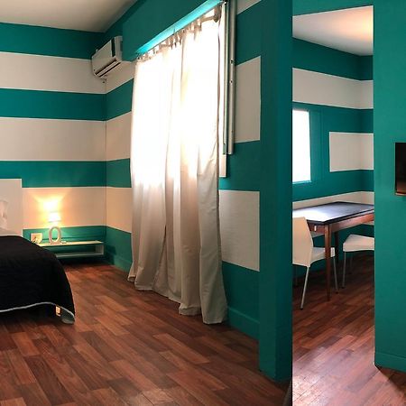 Defensa 821 Bed And Breakfast Buenos Aires Exterior foto